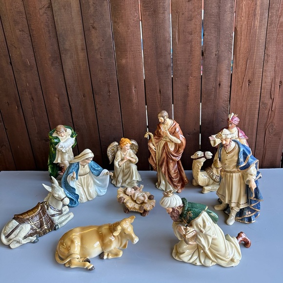 Home interiors and Gifts Retired Nativity set 10 pieces - Picture 12 of 16